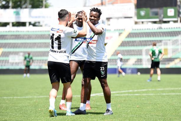 Denizlispor'da hedef Sivasspor'un yenilmezlik unvanına son vermek
