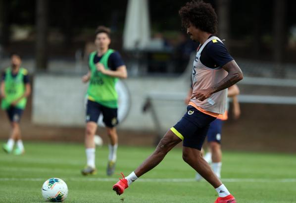 Fenerbahçe'de Kayserispor maçı hazırıkları devam ediyor