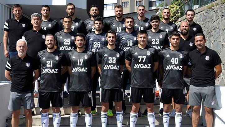 Beşiktaş'ta sıcak gelişme! Efsane kadro dağılıyor!