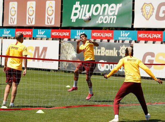 Radamel Falcao ilk 11'e hazır!