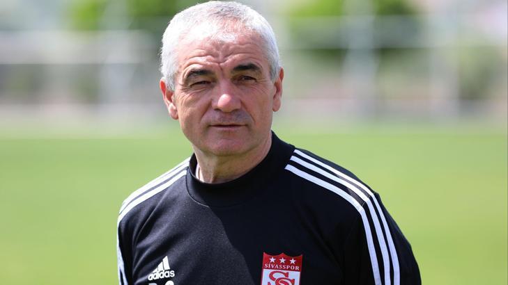 Rıza Çalımbay: Tek gayemiz ilk maçımızı kazanmak