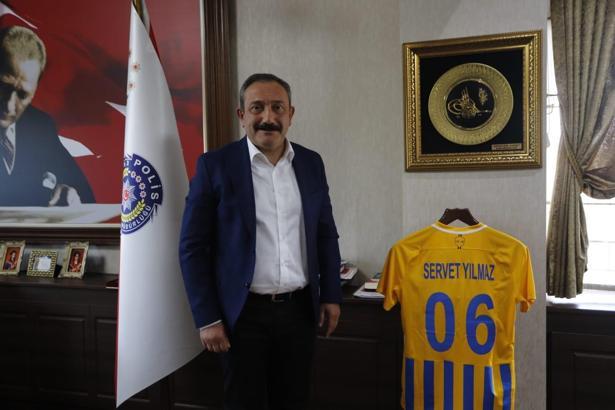 Ankara Emniyet Müdürü Servet Yılmaz: Pandemi sürecinin nasıl yönetileceğini üç aşağı beş yukarı öğrendik