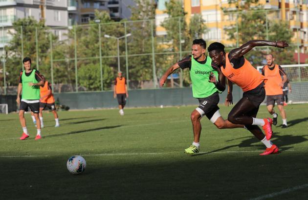 Alanyaspor'da Başakşehir mesaisi devam ediyor