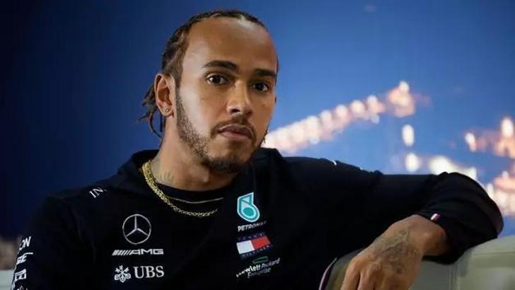 Formula 1'de Mercedes'ten Hamilton'a George Floyd desteği