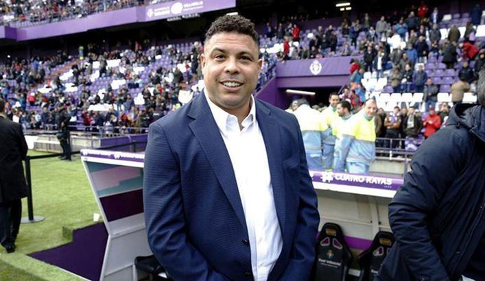 Fenomen Ronaldo CR7'yi es geçti