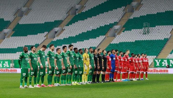 Bursaspor 15 günde 4 maça çıkacak