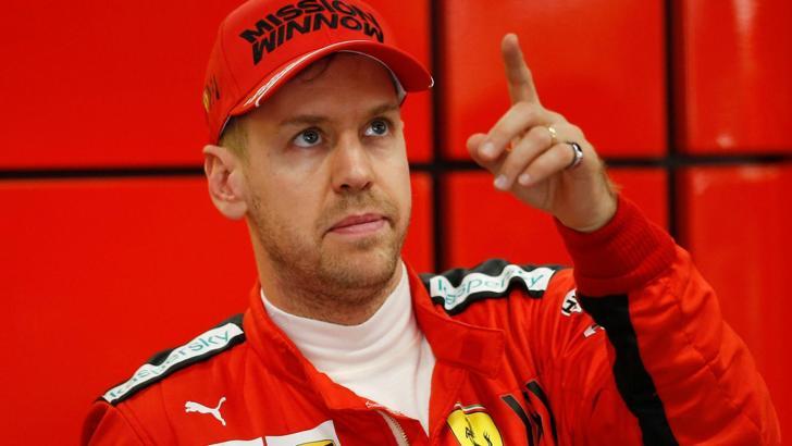 Mercedes, Vettel'e açık kapı bıraktı