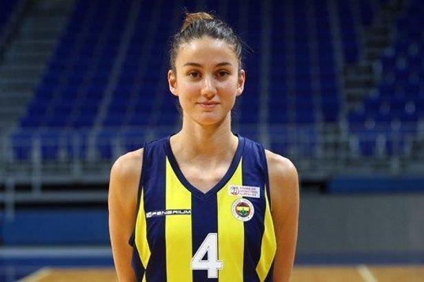Fenerbahçe, Olcay Çakır Turgut'un sözleşmesini uzattı