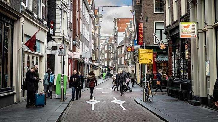 Hollanda'da Corona virüsten ölenlerin sayısı 5 bin 951'e yükseldi