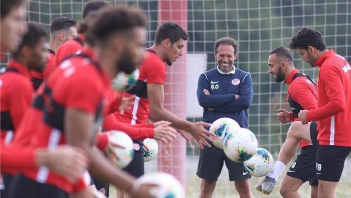 Antalyaspor'da Beşiktaş maçı hazırlıkları sürüyor