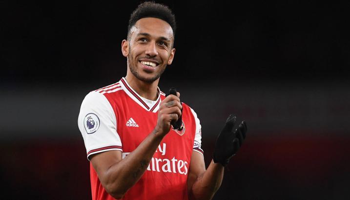 Arsenal'den Aubameyang'a yeni sözleşme teklifi