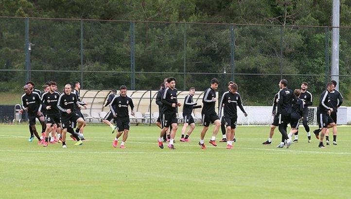 Kara Kartal'dan tek idman
