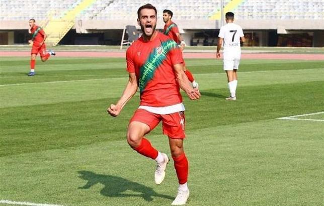 Karşıyaka'da Hakan Kuş 100. maçına çıkmak için gün sayıyor