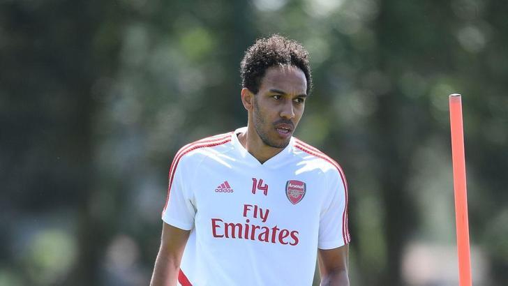 Aubameyang, Barcelona'yı bekliyor