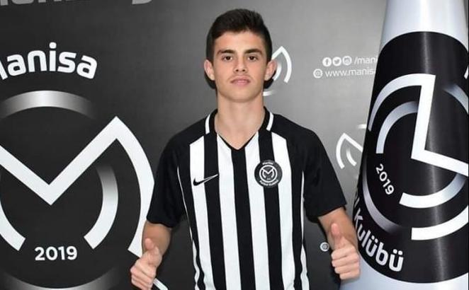 Fener'e bir genç daha: Yiğit Kerem