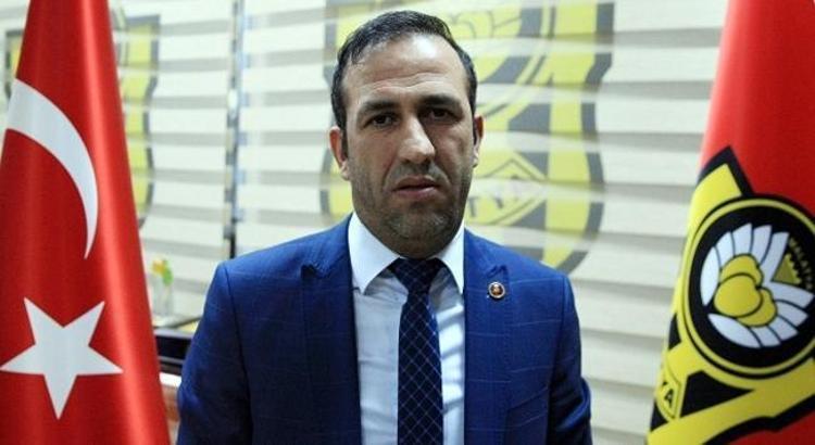 Kulüpler Birliği Vakfı'ndan, Adil Gevrek'in babası için başsağlığı mesajı