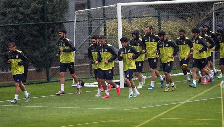 Fenerbahçe'de kampın sürprizleri: Ömer Faruk Beyaz ve Miha Zajc