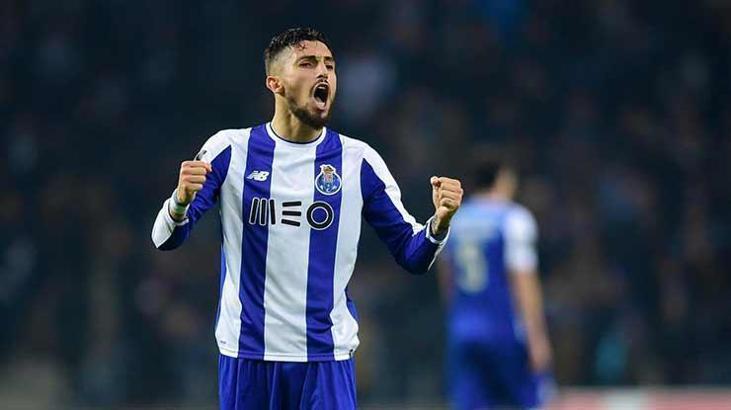 PSG Alex Telles transferini bitiremedi! Manchester City devrede...