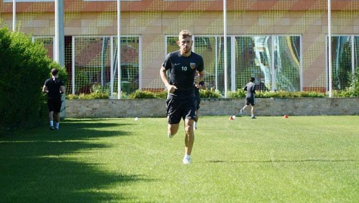Kayserisporlu Pedro Henrique'den ırkçılık paylaşımı