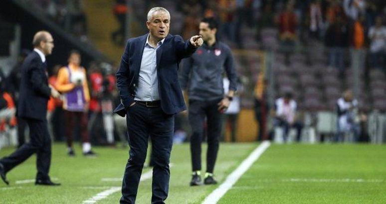 Rıza Çalımbay: Normal bir lig oynanmayacak, farklı olacak!