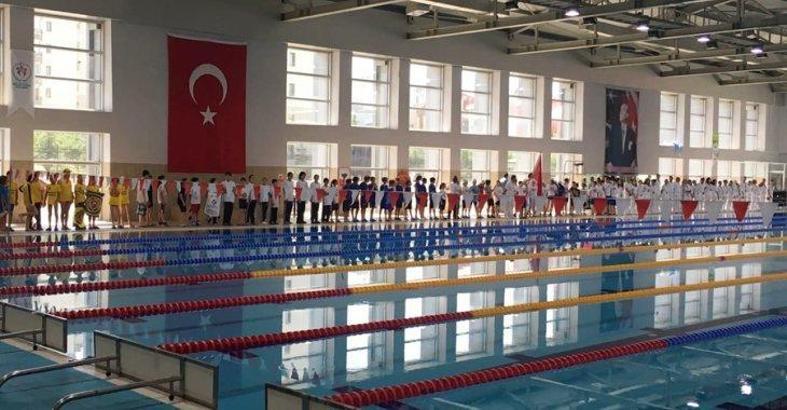 Türkiye Yüzme Federasyonu online söyleşilerine devam ediyor