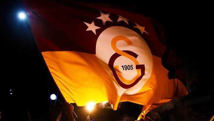 Galatasaray önce Fenerbahçe'yi sonra devleri solladı