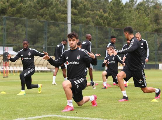 Beşiktaş'ta çalışmalar devam ediyor