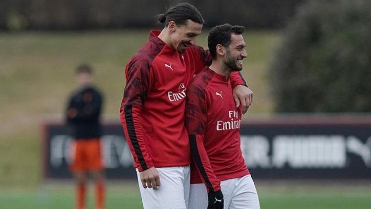 Galatasaray'da listenin 1 numarası: Hakan Çalhanoğlu