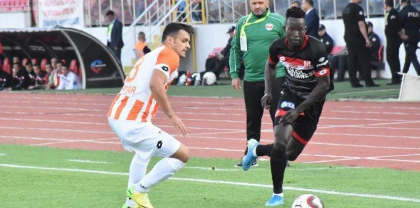 Son dakika: Aly Malle Trabzonspor oyuncusu oldu