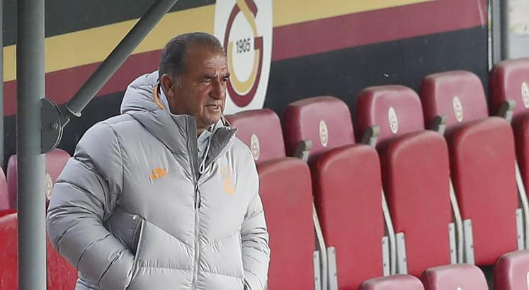 Son Dakika | Galatasaray'dan sürpriz kamp kararı!