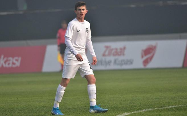 Fenerbahçe 16 yaşındaki Yiğit Kerem'i transfer etmek istiyor