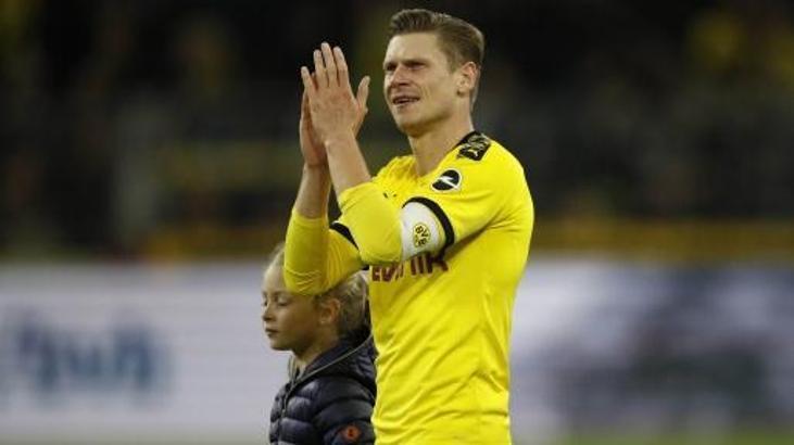 Sözleşmesini uzatan Piszczek, gelecek sezon sonunda futbolu bırakacak