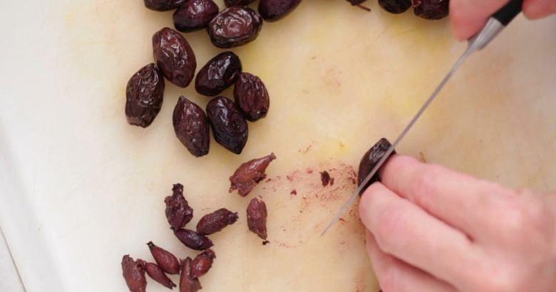 Zeytin çekirdeğinin faydaları nelerdir? Zeytin çekirdeği ne işe yarar? Zeytin çekirdeği nasıl kullanılır?