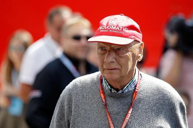 Formula 1 takımı Mercedes, Niki Lauda'yı andı