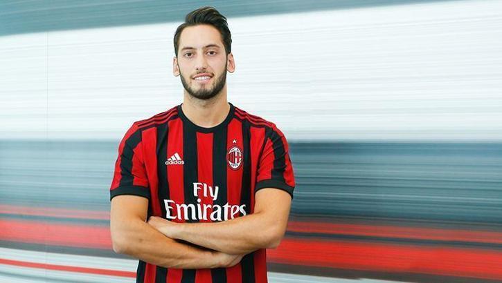 Hakan Çalhanoğlu'dan Rangnick ve transfer açıklaması