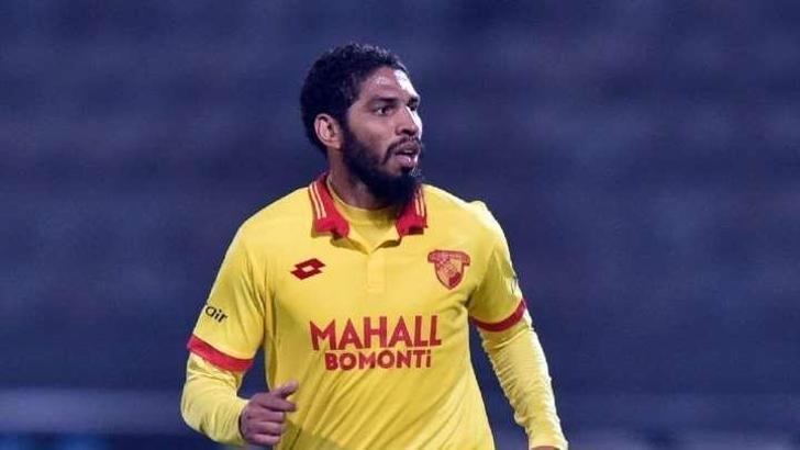 Göztepe'de Leo Schwechlen ve Wallace Reis, ayrılmak istemiyor