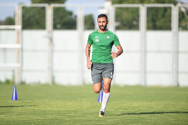 Selçuk Şahin: Bu güzel şehri hak ettiği Süper Lig'e çıkarmak istiyoruz