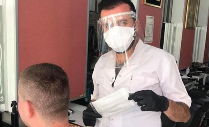 Denetim yapan doktorun testi pozitif çıktı, 50 berber karantinaya alındı