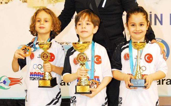 Ispartalı 2 karateci finale yükseldi