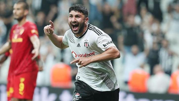 Beşiktaş Güven Yalçın'ı kiralıyor