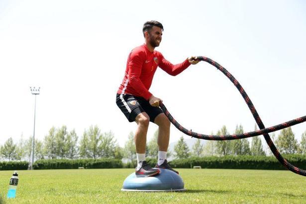 Emre Taşdemir'den 19 Mayıs mesajı