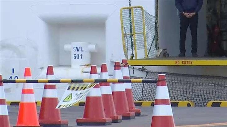 Barselona'da 400 yolculu kruvaziyer Corona virüs nedeniyle karantinaya alındı