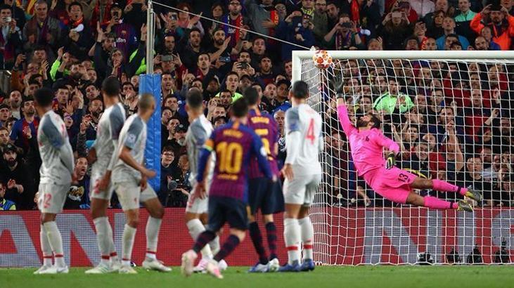 Messi bu sezon Ronaldo'yu serbest vuruştan gol sayısında geçti