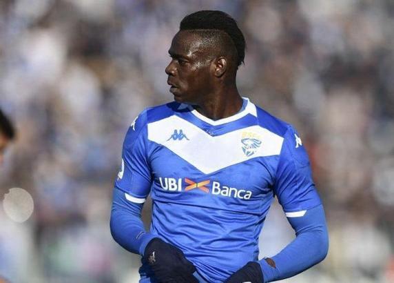 SON DAKİKA! İtalyan yıldız Mario Balotelli, Galatasaray'a mı geliyor?
