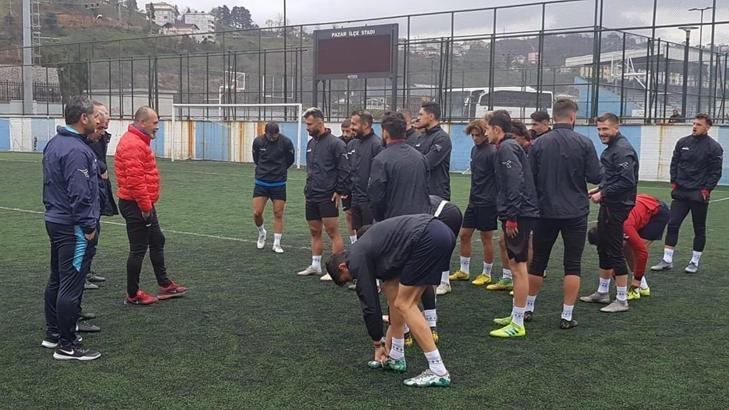 Yeşilyurt Belediyespor antrenmanlarına devam ediyor