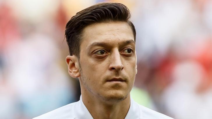 Mesut Özil tesisleri kaldığı yerden devam edecek