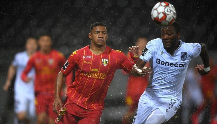 Beşiktaş, Fahd Moufi'nin peşinde