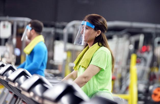 Spor salonlarında sosyal mesafe ve corona virüs önlemleri tanıtıldı