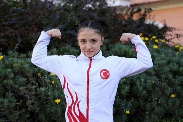 Cansu Bektaş, halterde Avrupa şampiyonu