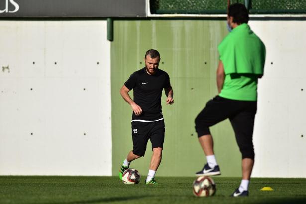 Manisa Futbol Kulübü'nde antrenmanlar durduruldu